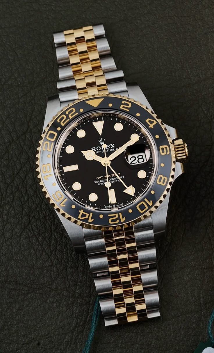 Rolex-Submariner 44mm black/gold