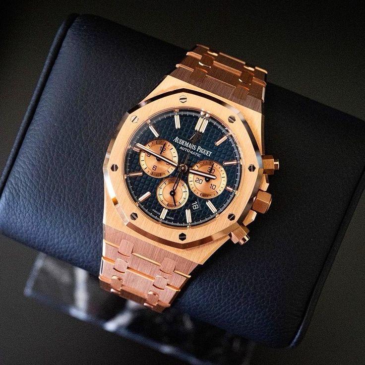 Audemars Piguet Royal Oak Offshore Chronograph. 41mm rose gold blue dial