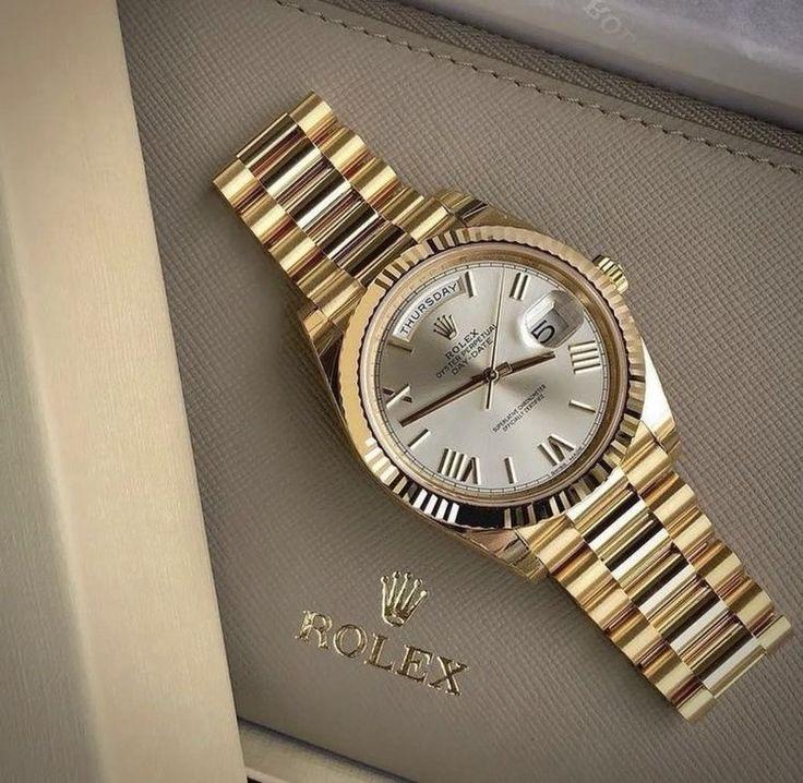 Rolex Day Date 42mm Gold