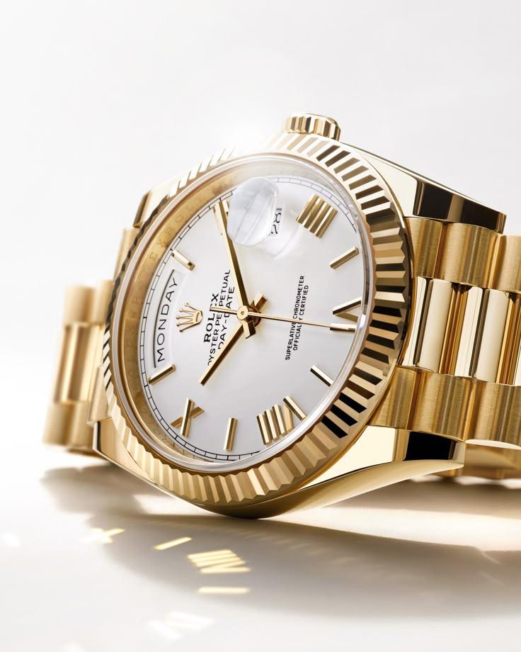 Rolex Day Date 42mm Gold